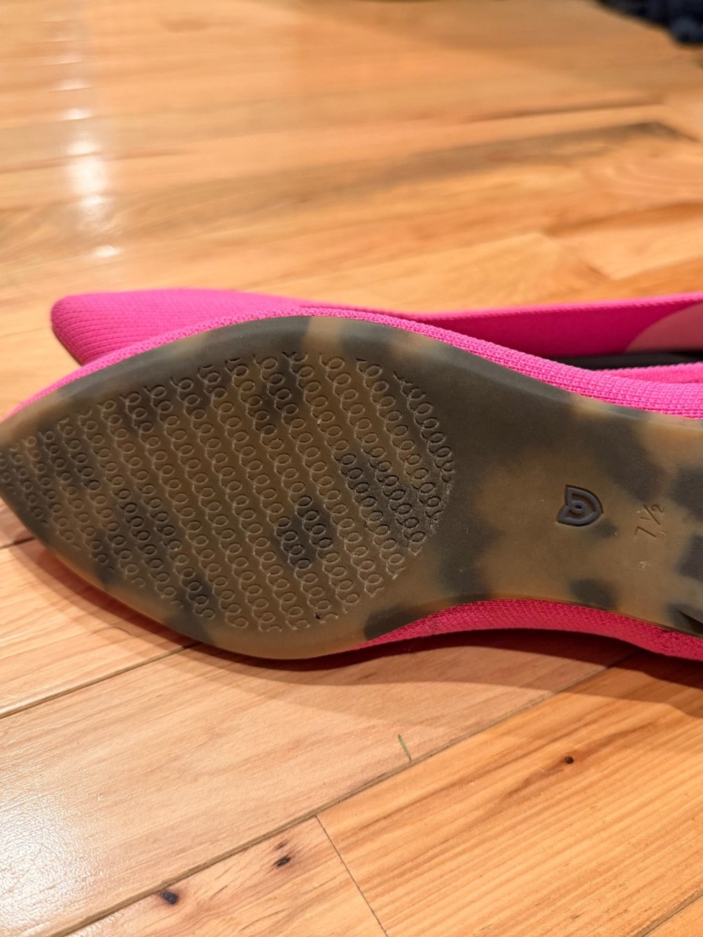 Like new Rothy’s pointed ballet flats